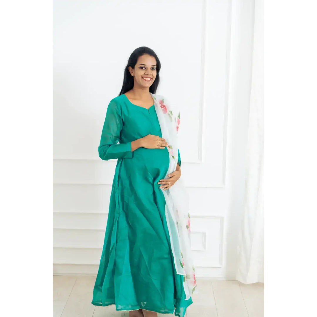 Putchi - Maternity Wear - India's No1 Motherhood Pregnancy Store Facebook ad: Looking for maternity wear that actually works?