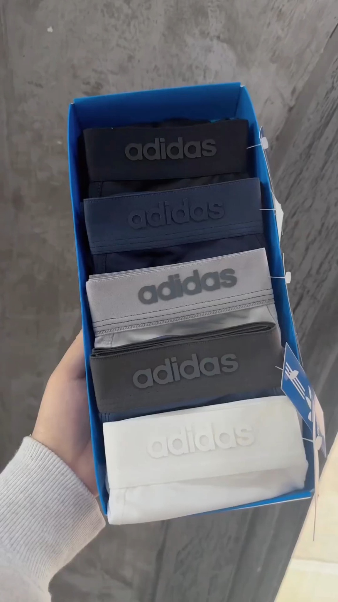 Adidas - Authentic Store Facebook ad: TOP1 Underwear 𝒂𝒅𝒊𝒅𝒂𝒔