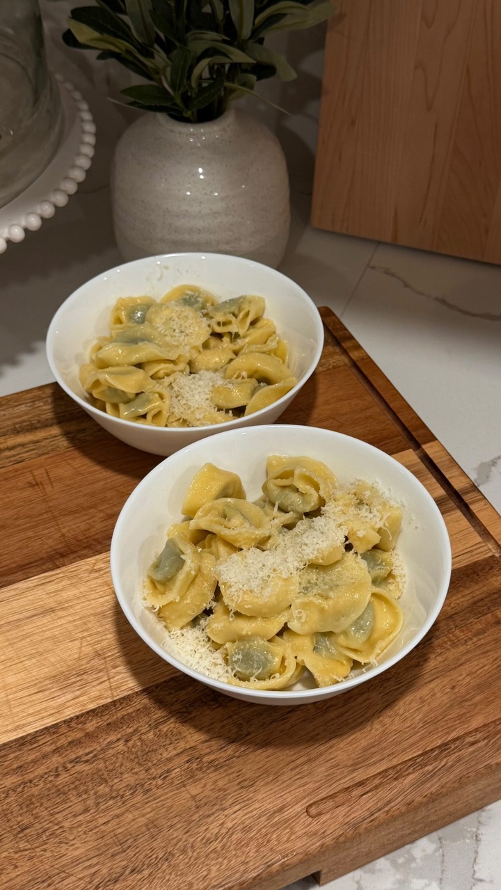 Hungryroot Facebook ad: If you’re tired of answering what’s for dinner?……