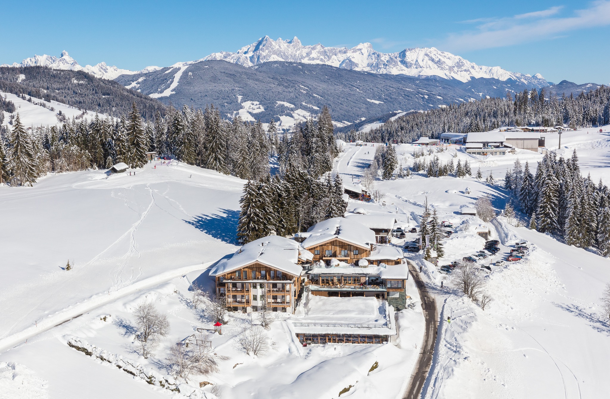 Naturhotel Edelweiss Wagrain Facebook ad: Passover ski & culture in Austria