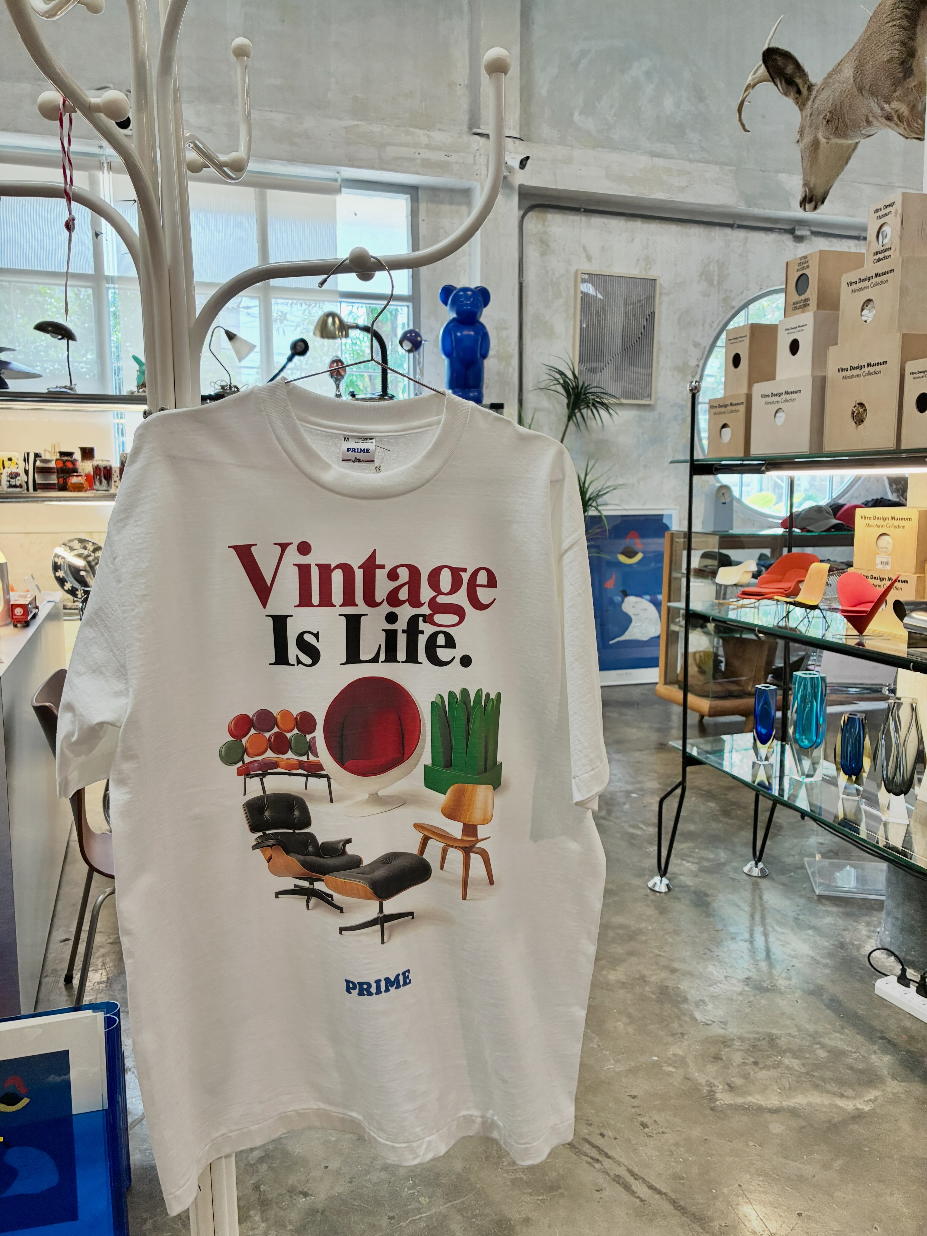 Primestore Facebook ad: PRIME Vintage Is Life.