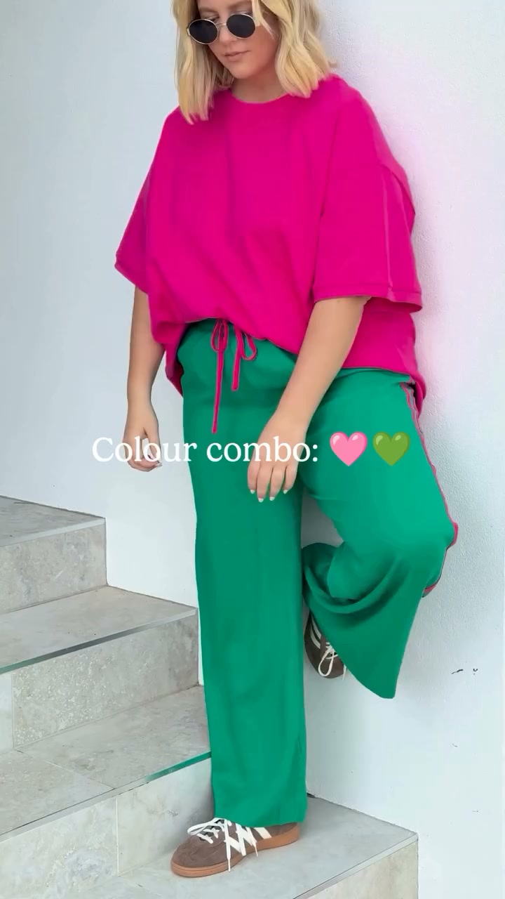 Proud Poppy Clothing Facebook ad: Beautiful, feel-good fashion for every body.