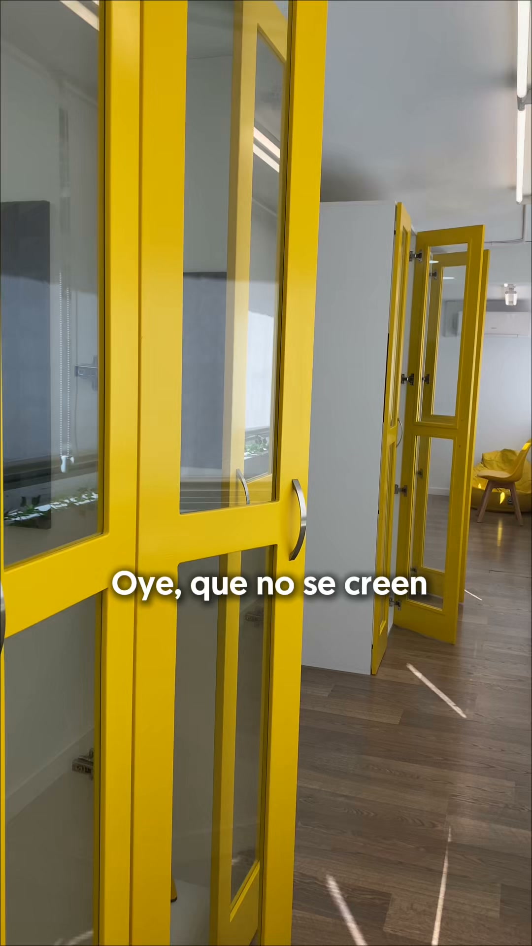 Easypeasyfluent ES Facebook ad: Escuela de inglés online