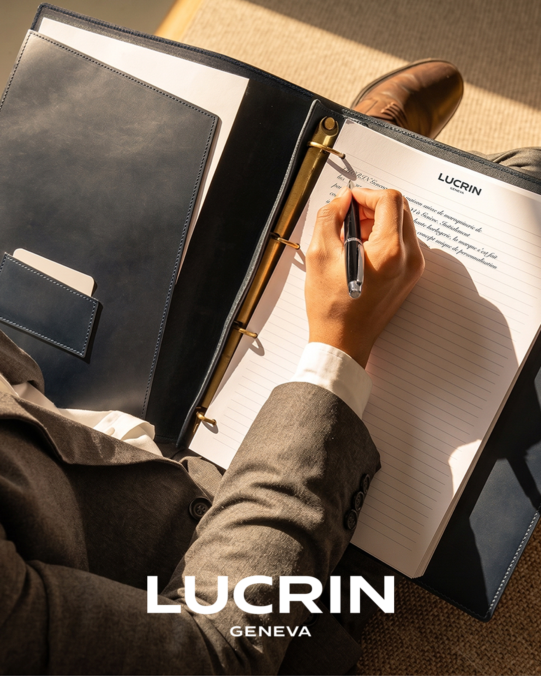 LUCRIN Geneva Facebook ad: Highland Flex Binder