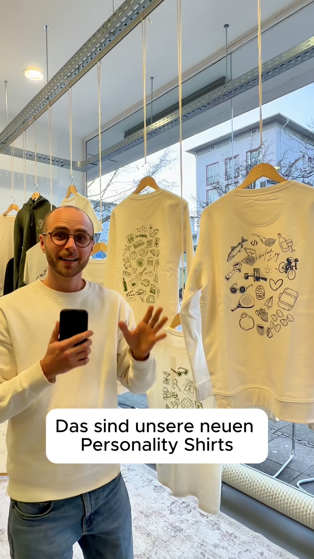 Miroar Facebook ad: Premium & Persönlich, Miroar