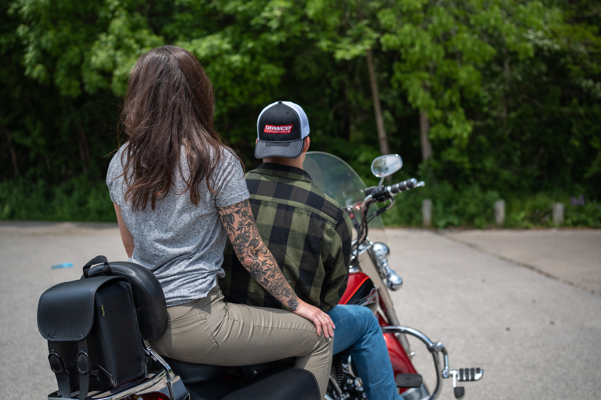 Willie & Max Facebook ad: Some riders pack light.