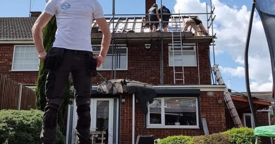 Kow all roofing service Facebook ad