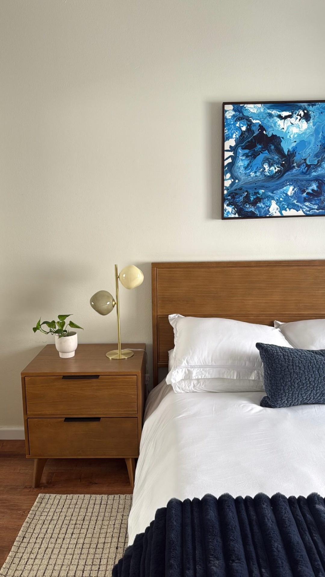 Erika Simon Facebook ad: Boy/girl bedroom makeover with @plankandbeamfurniture