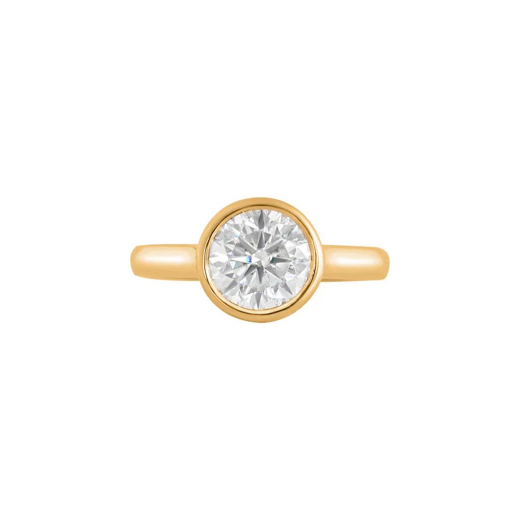 Hera Fine Jewelry Facebook ad: Discover Hera Fine Jewelry's lab-grown diamond engagement…
