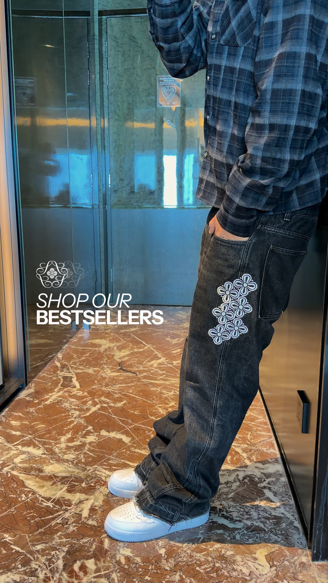 Stellar Ropa Facebook ad