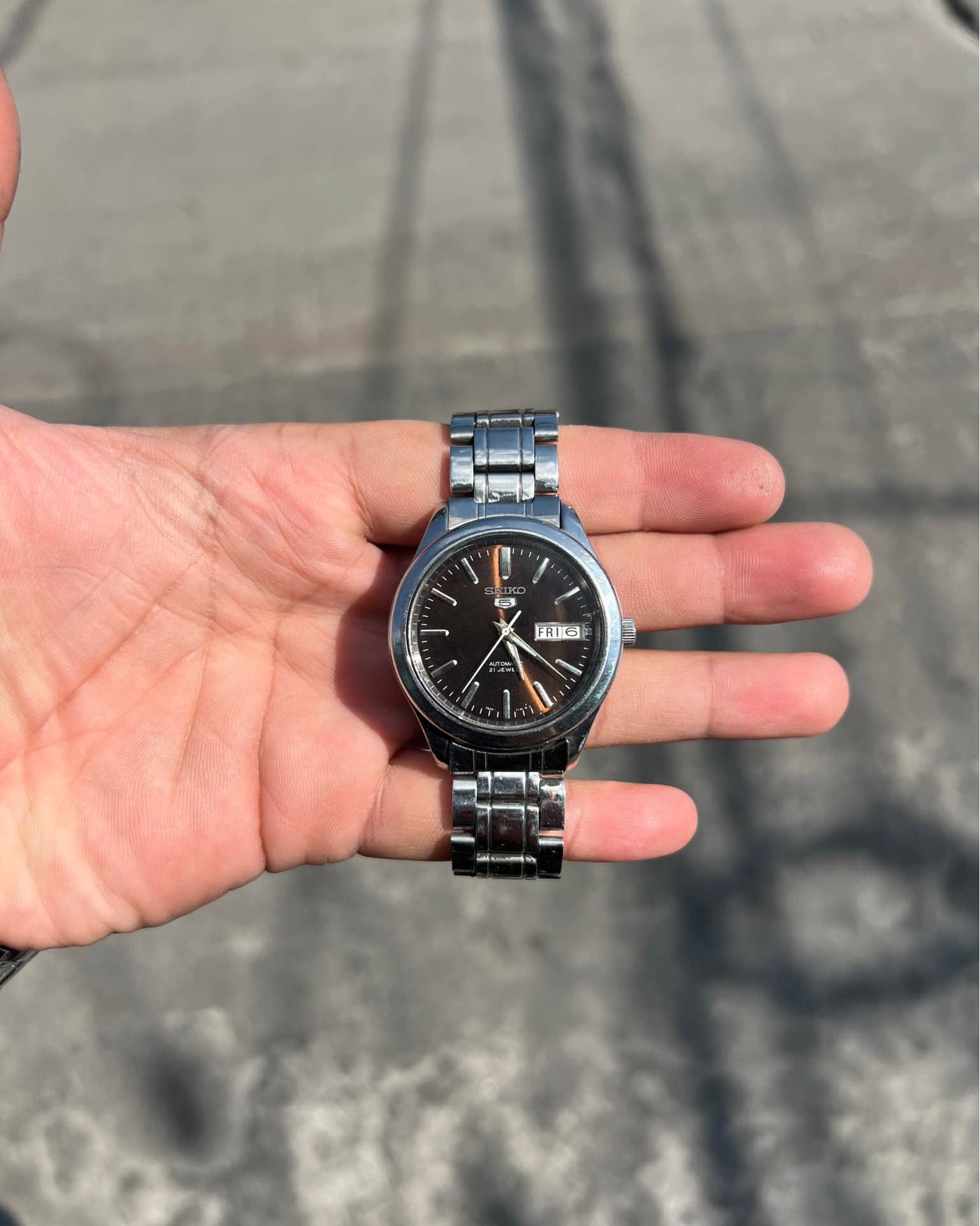 Alenn Chan Facebook ad: Seiko 5 Sports SNKM45K1 Automatic Watch for Men's