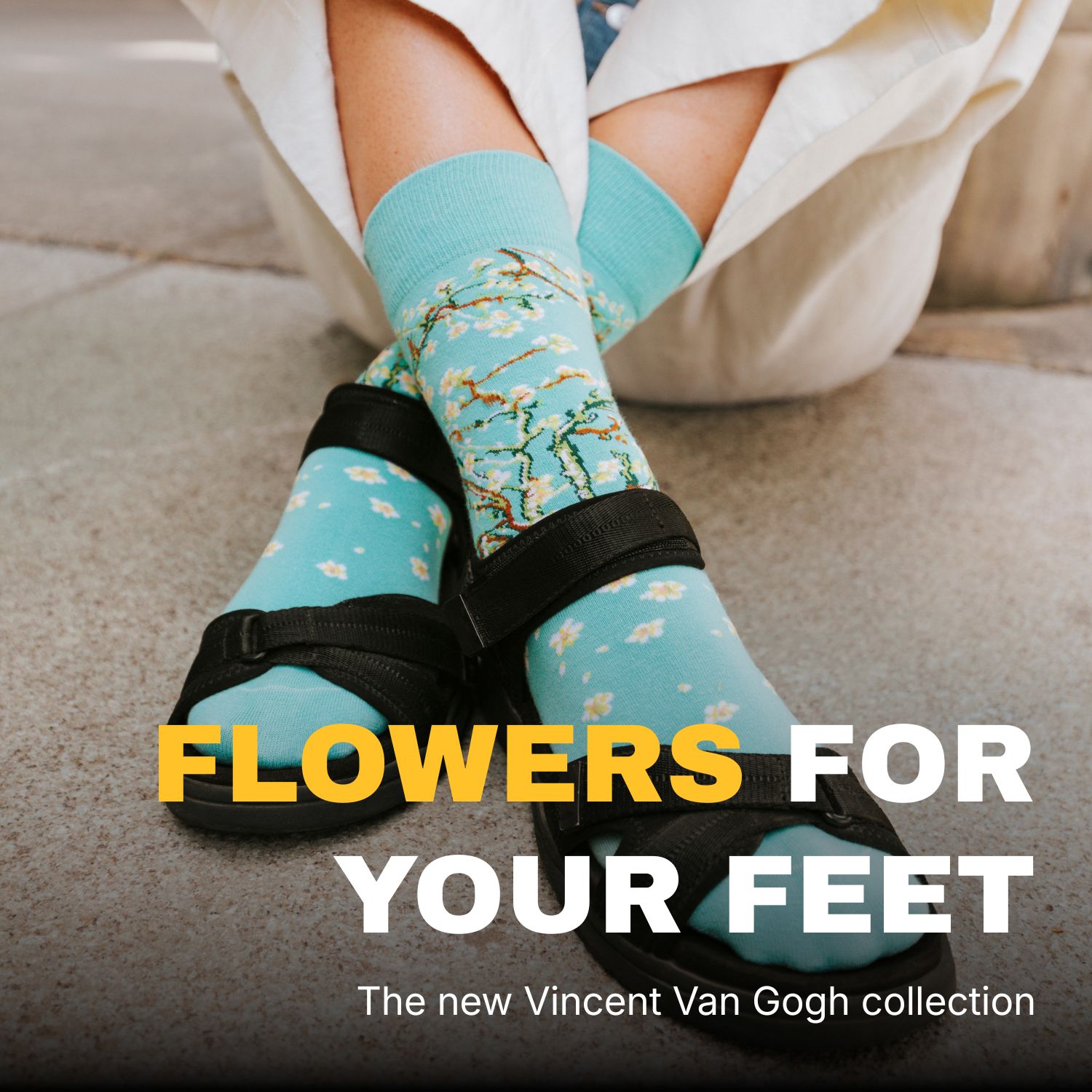 Kunstsokken Facebook ad: Discover the new Van Gogh collection