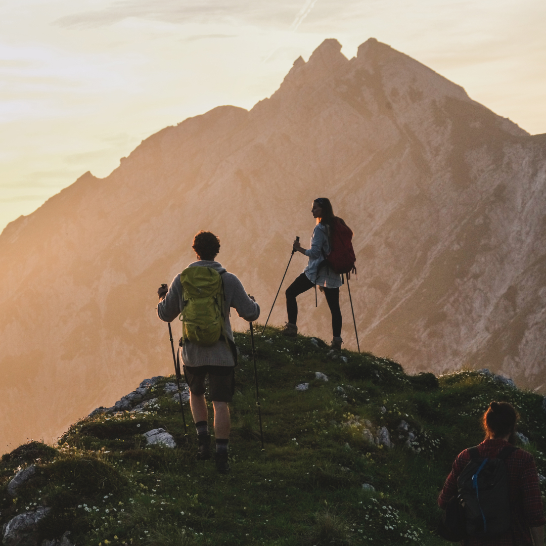 Feel Slovenia Facebook ad: Top-Ideen für einen Wanderurlaub in Slowenien.