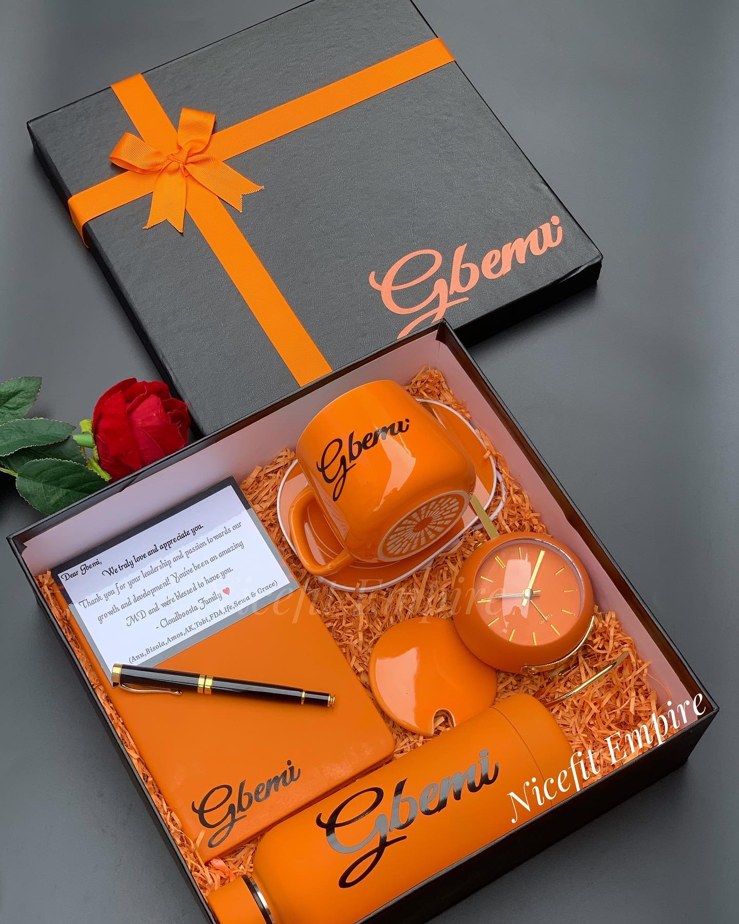 Customized Gifts Boss Facebook ad