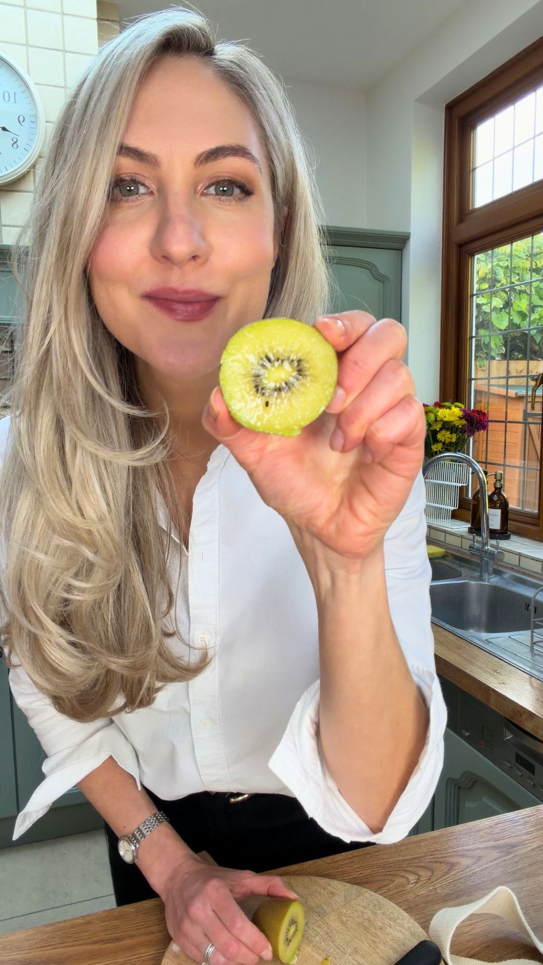 Zespri Kiwifruit UK Facebook ad: Back in Stores Now