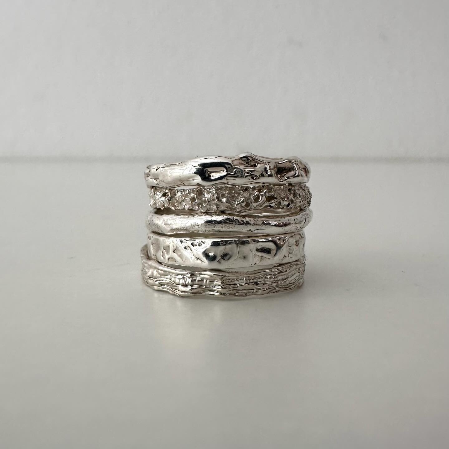 Devi Petti Facebook ad: I’m working on these textured thin bands to…