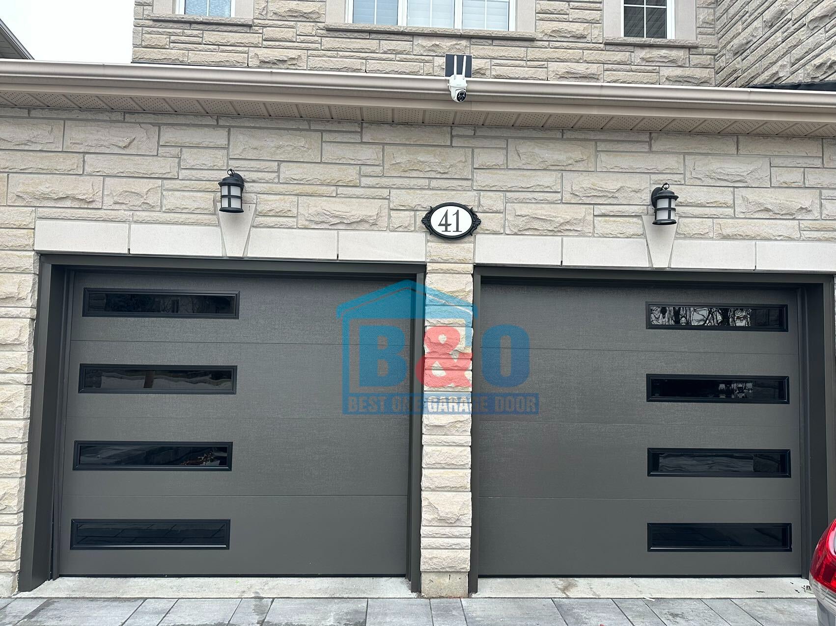 BO Garage Door Facebook ad: Garage Doors On Sale