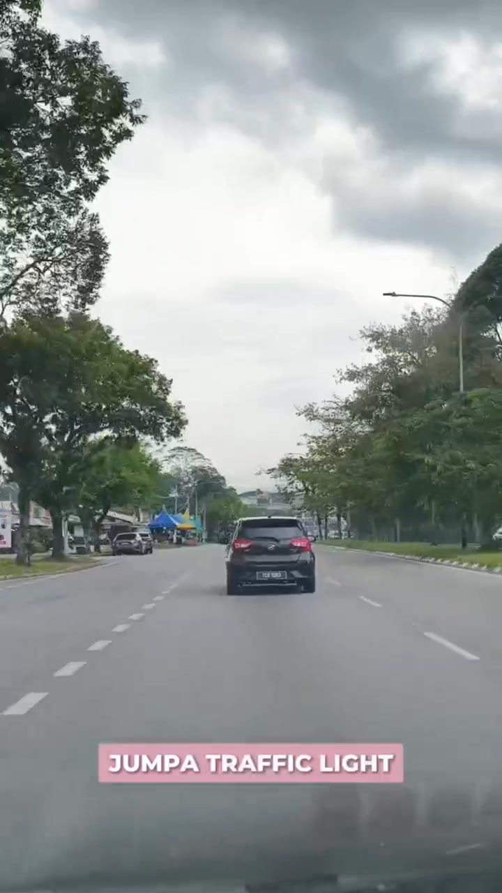 Dental Cottage Paroi Facebook ad: Dekat mana Dental Cottage Paroi?