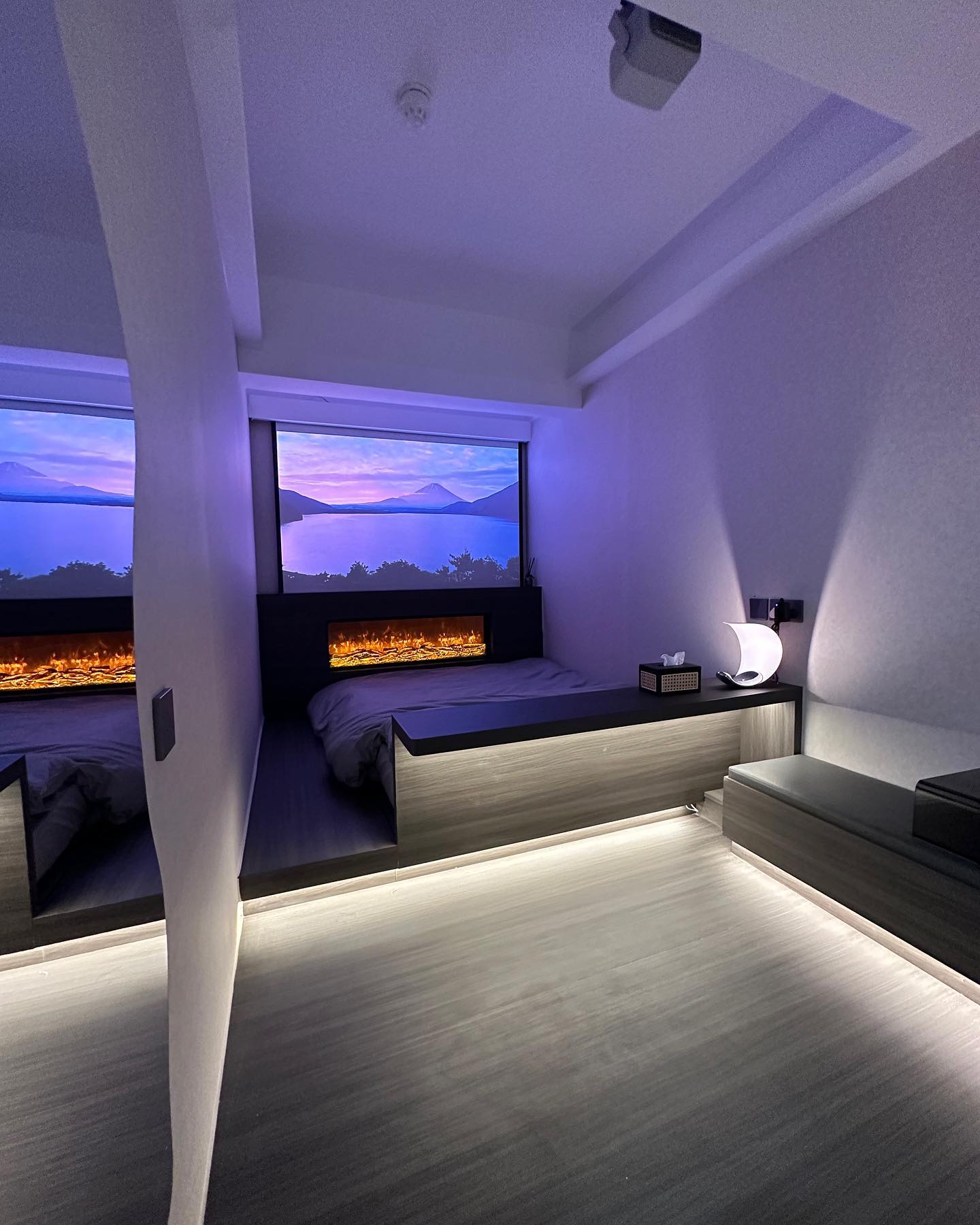 loophotel.mk Facebook ad: The Loop Preimum 旺角店 全新開張!