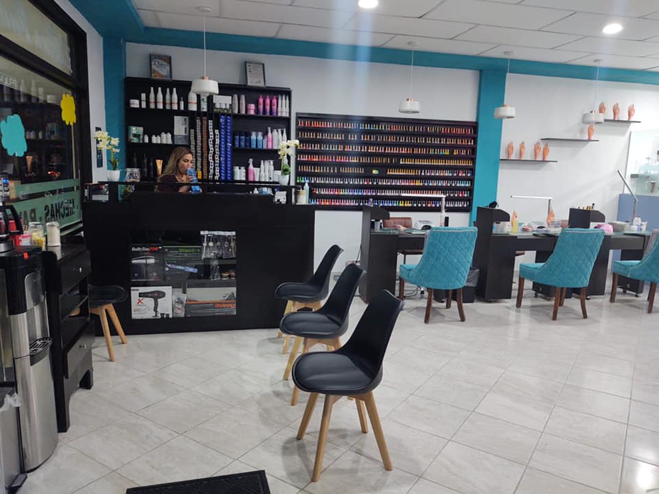 Salón Karla Salazar Facebook ad