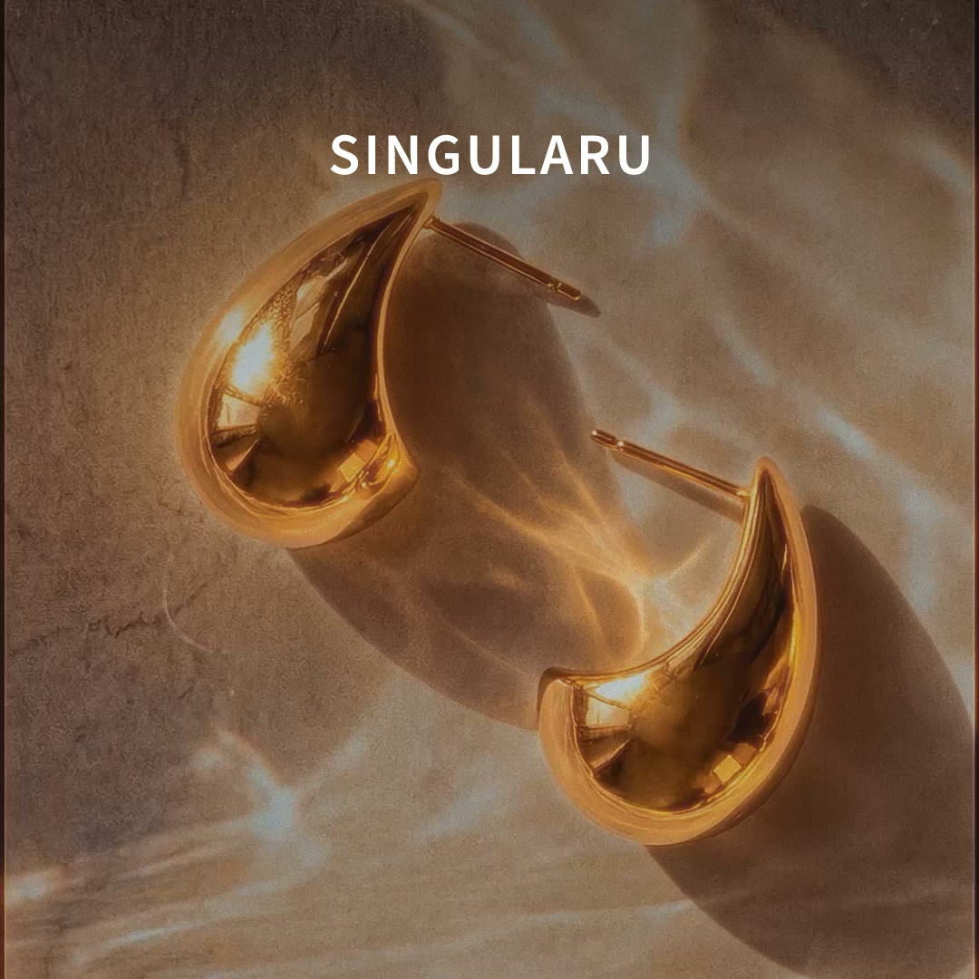 Singularu Jewels Facebook ad: Estos pendientes tienen que ser tuyos.