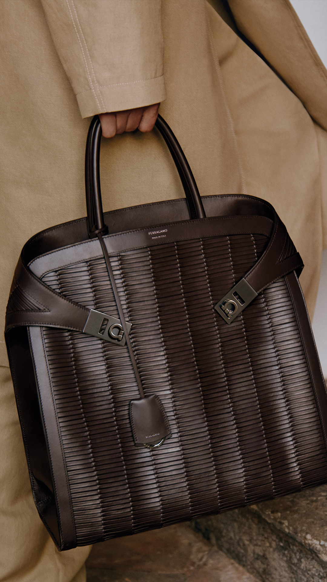 FERRAGAMO Facebook ad