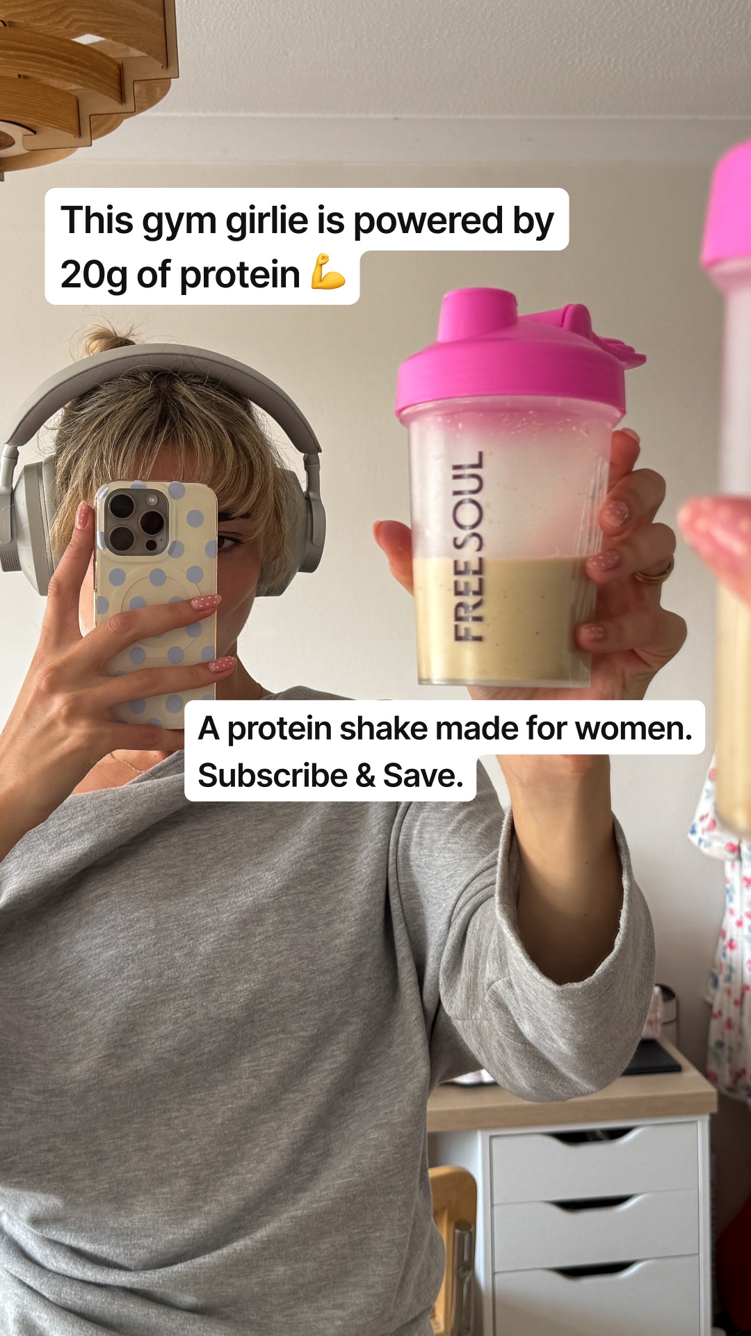 Free Soul Facebook ad: The protein powder that has your back.
