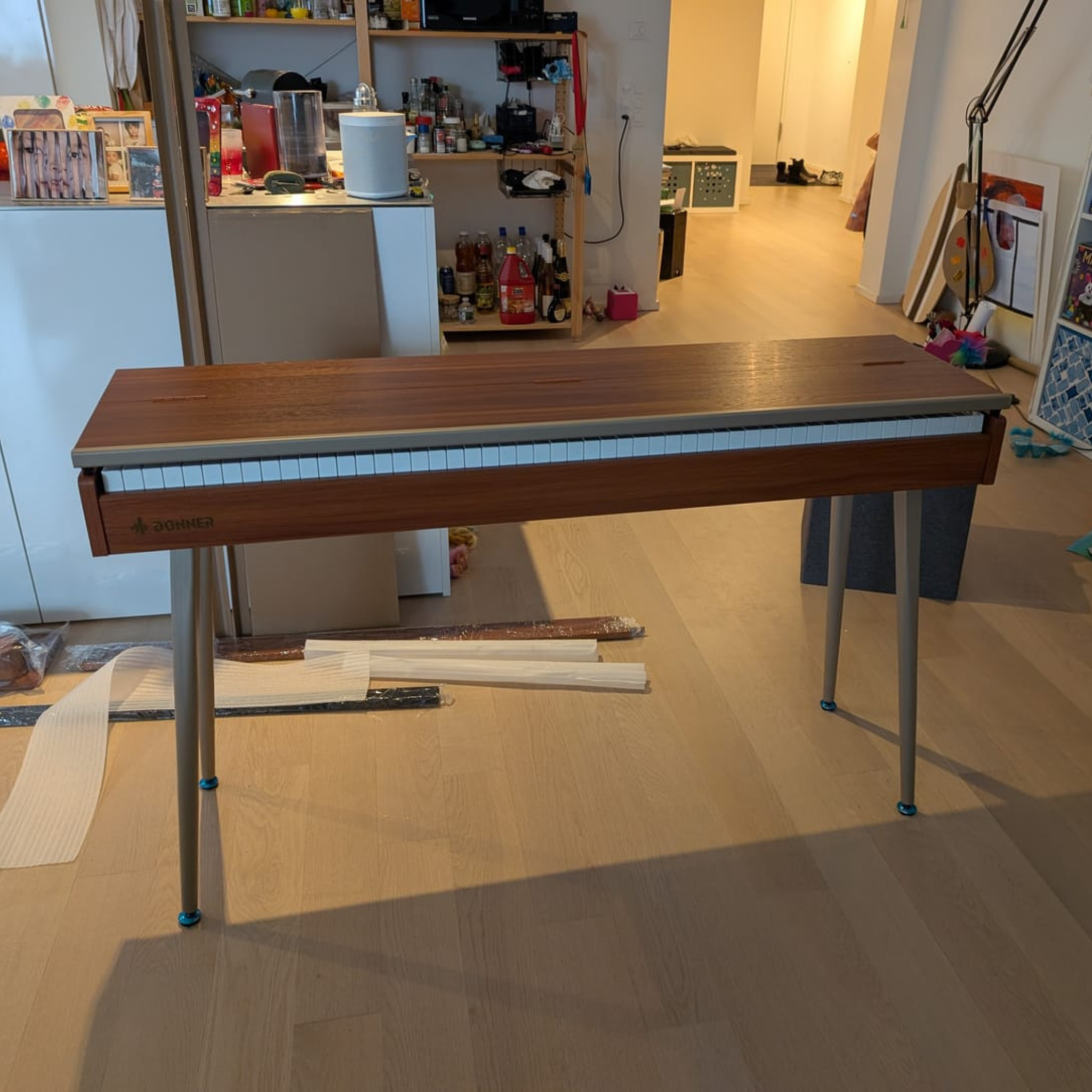 Donnermusic_FR Facebook ad: Avant d’acheter ce piano, j’ai regardé de nombreuses…