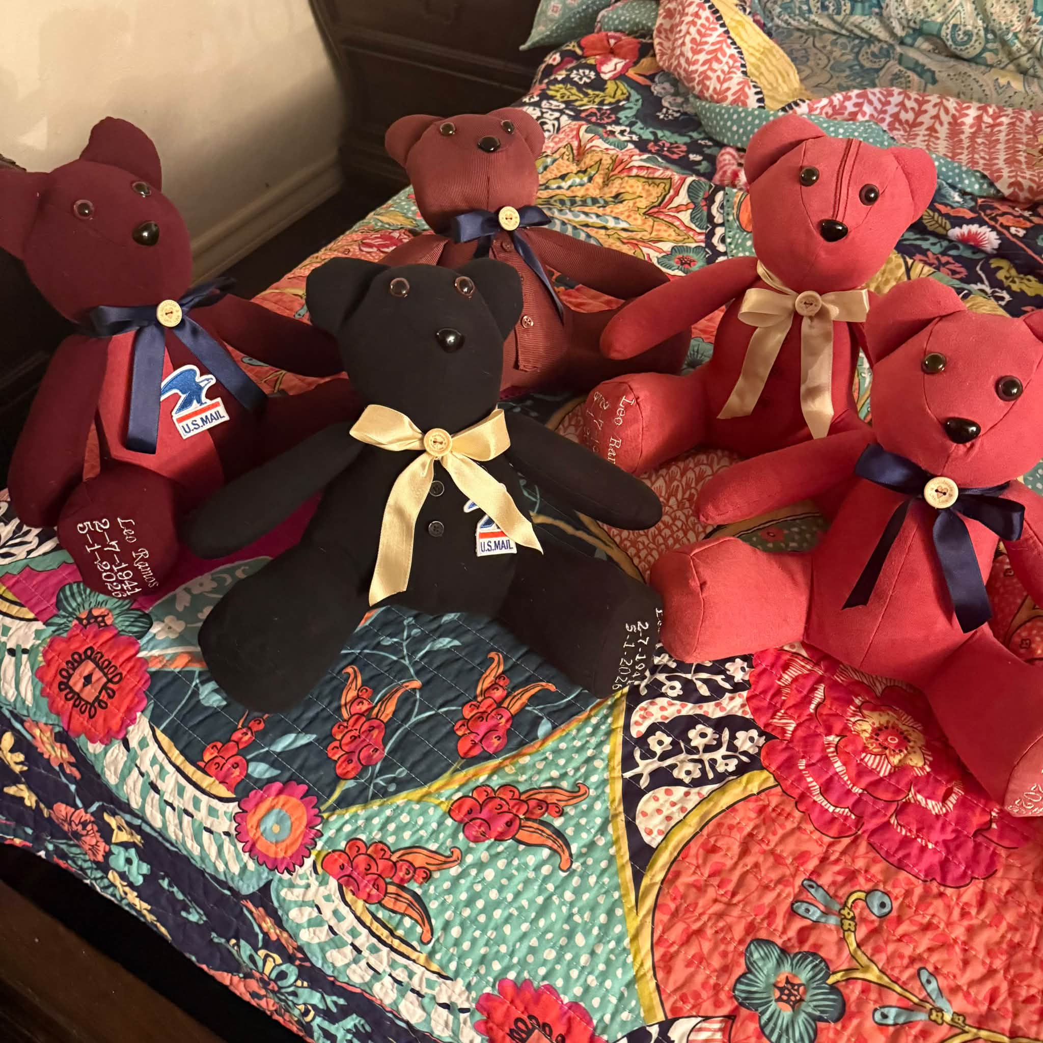 Memorable Bear Hugs- Special Occasion Gifts Facebook ad