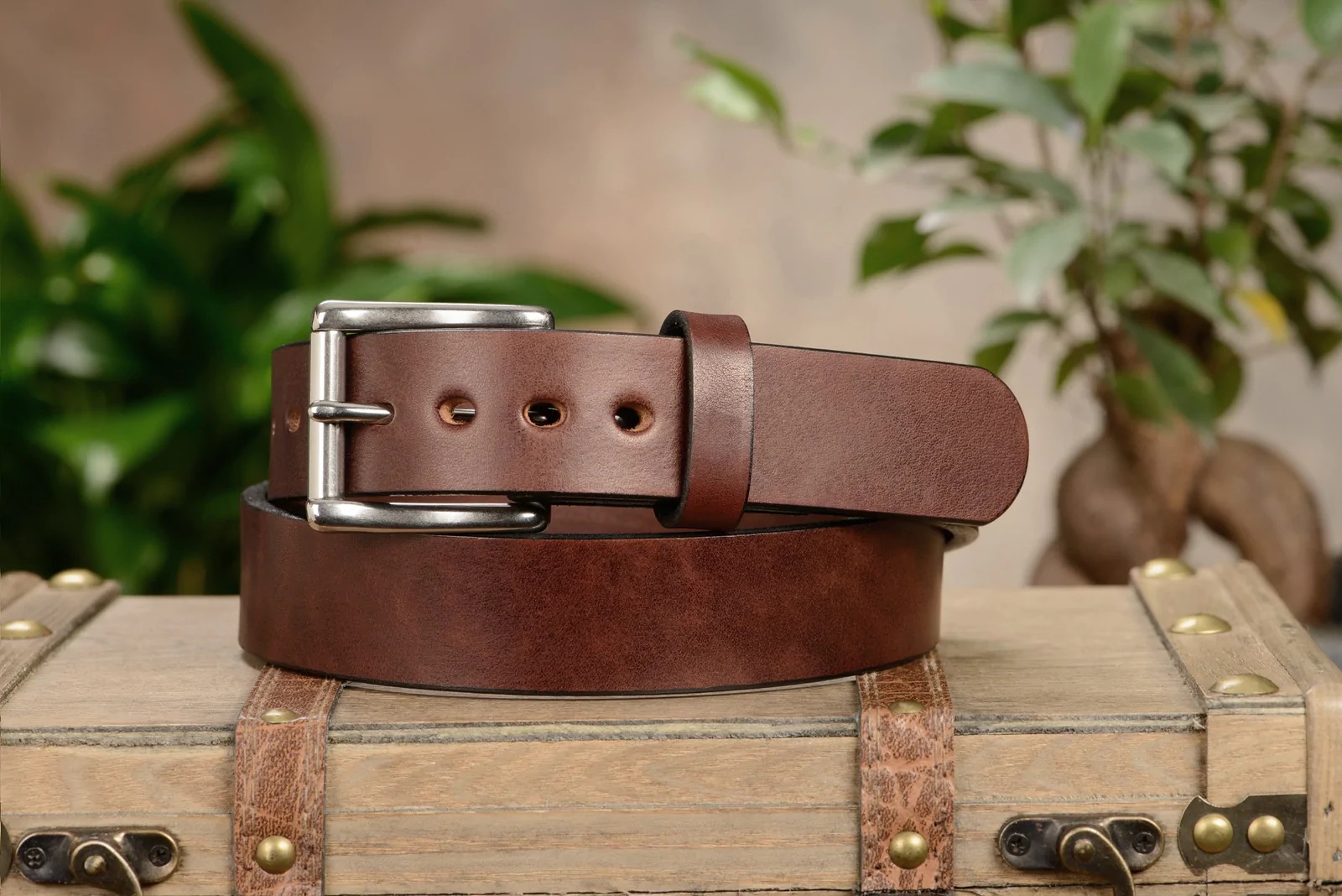 Amish Made Belts Facebook ad: Over 250,000 Happy Customers