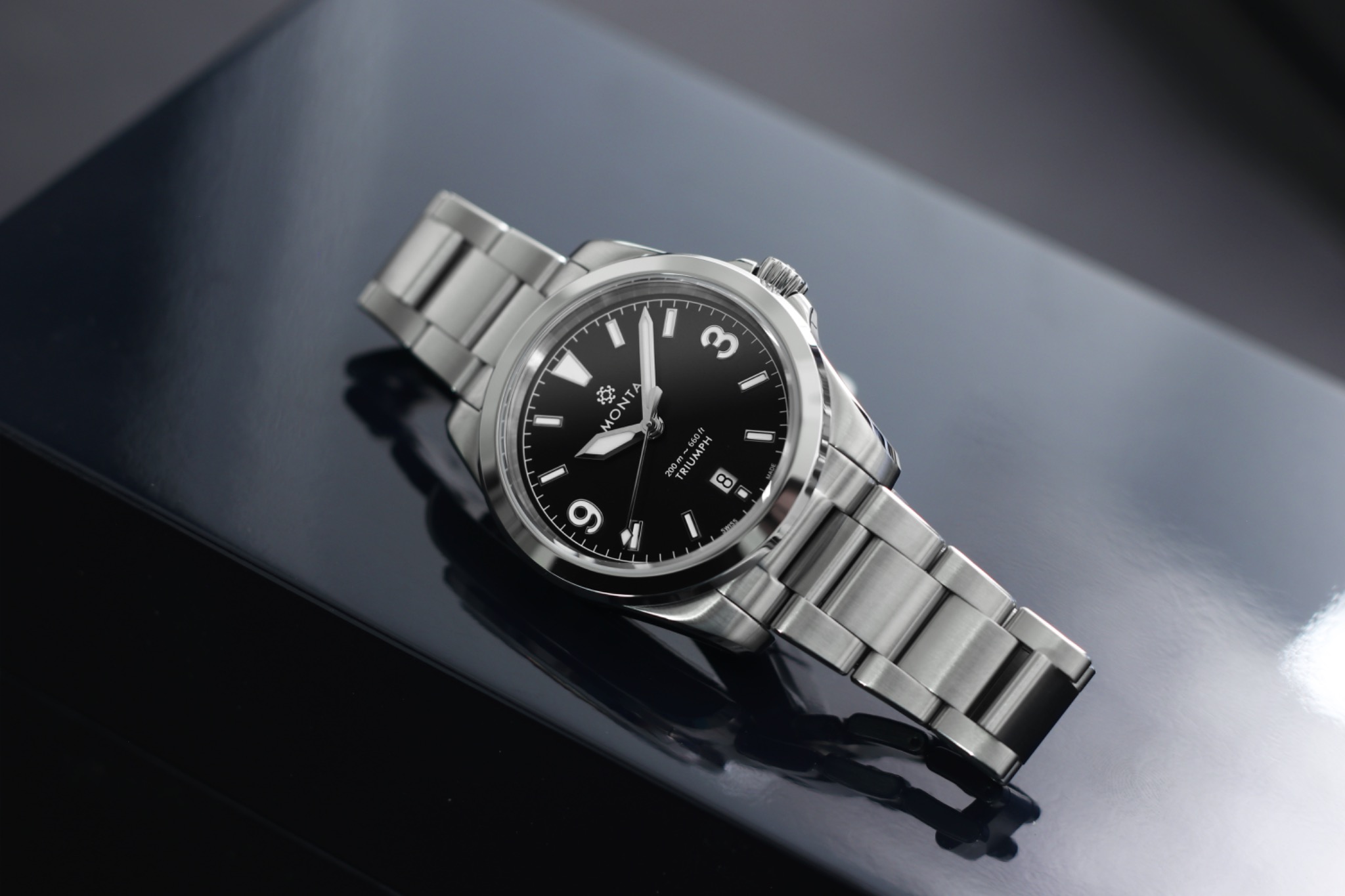 MONTA Facebook ad: Some watches mark time.
