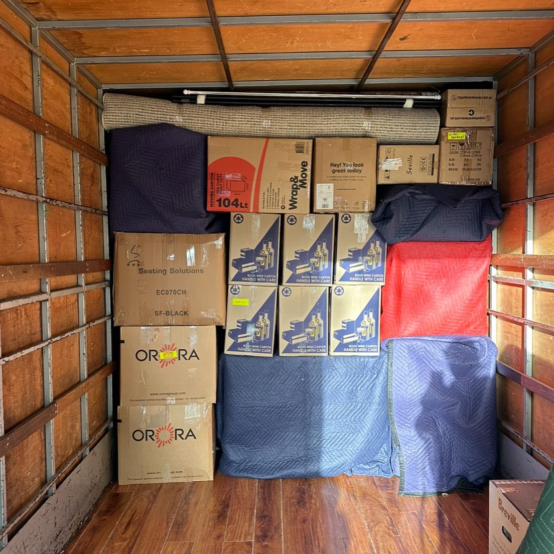 Get ‘n’ Go Removals Facebook ad: Looking for Professional Melbourne Moving services?