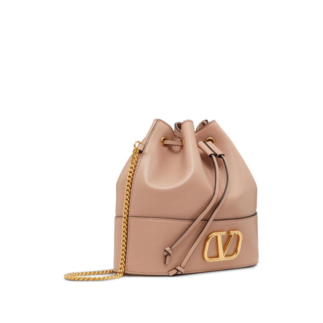 FARFETCH Facebook ad
