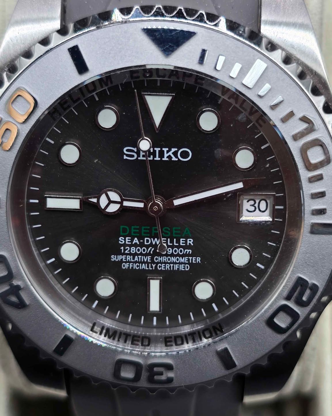 Erik Zwillinger Facebook ad: Deep in the Sea Custom NH35 TMI built Mens Automatic Watch…