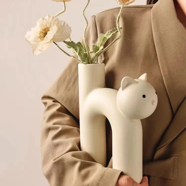 Rievolta Facebook ad: Süße Katzen Vase