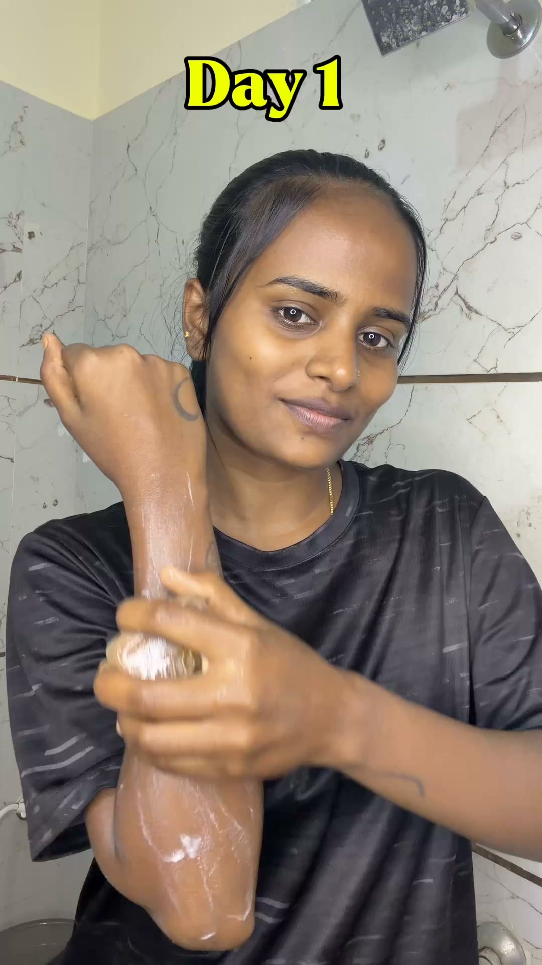 The Ghar Soaps Facebook ad: Reduces Tanning in 21 Days