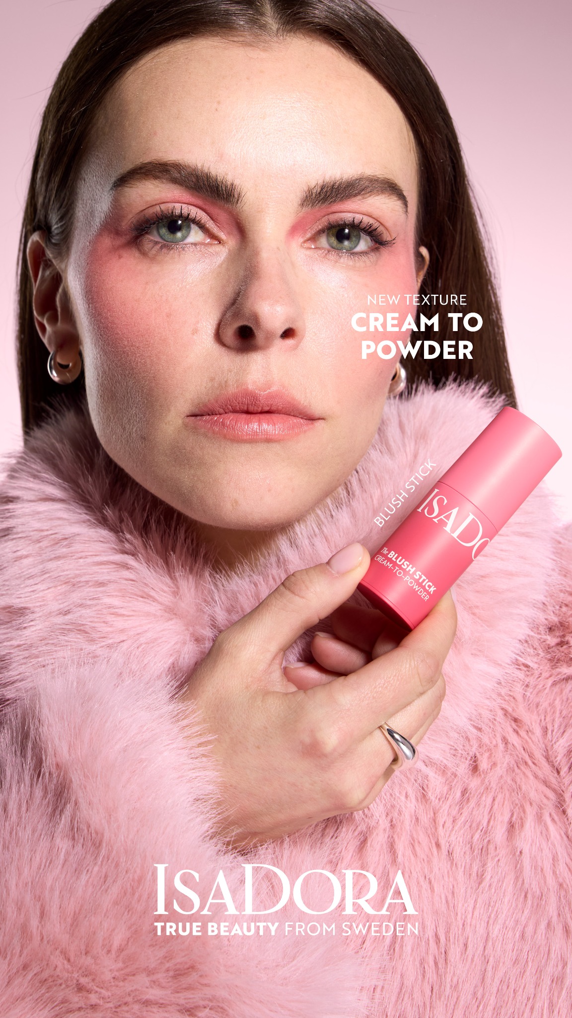 IsaDora International Facebook ad from Aug 13, 2026