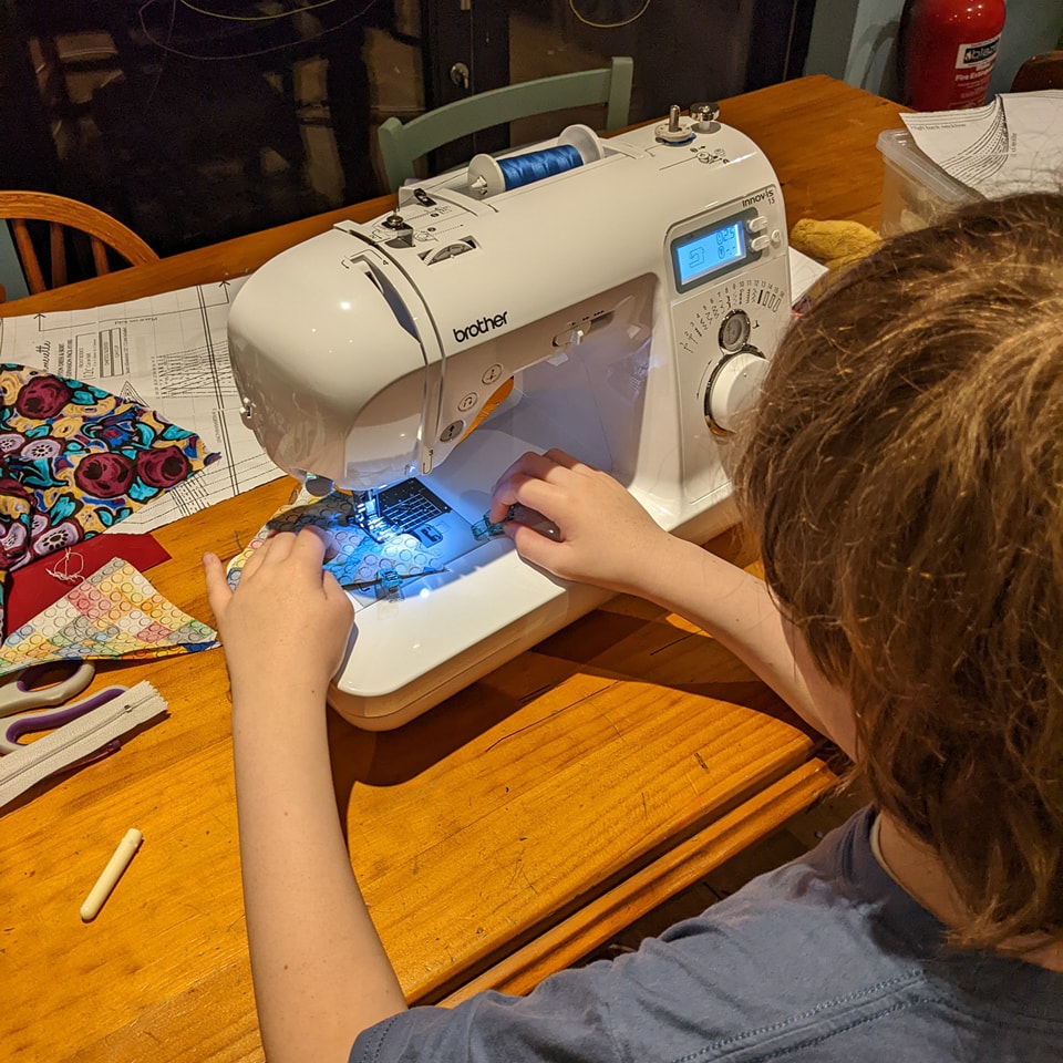 Make It Fab Facebook ad: Belfast based fun and creative sewing classes from…