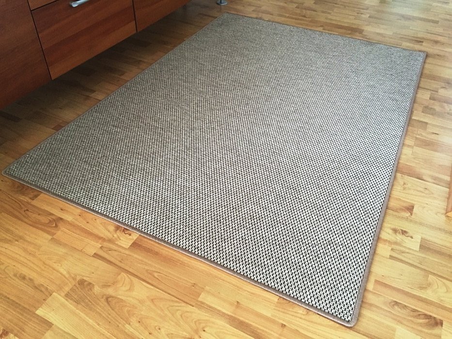 Vesna dělá domov Facebook ad: Bytový textil a galanterie s vysokou kvalitou!
