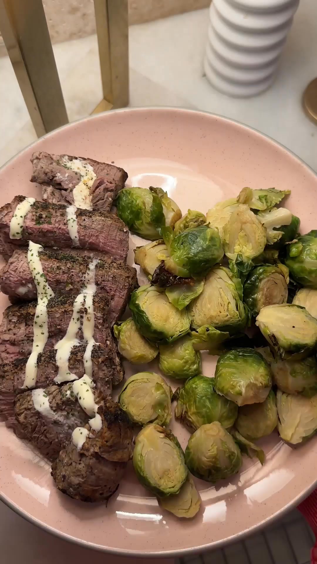 Nutre Meal Plans Facebook ad: Get 40% Off Your First Order!