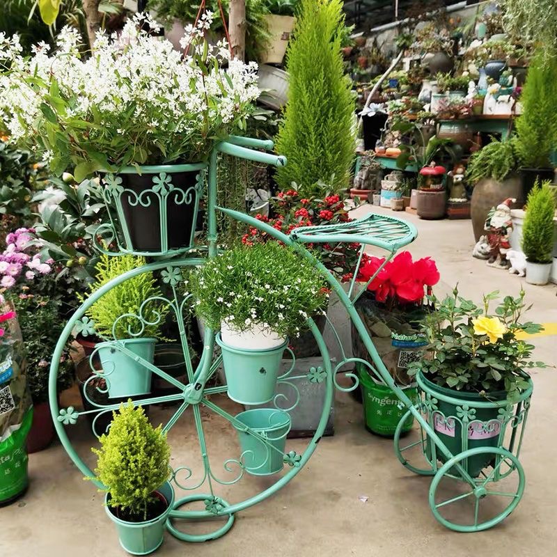 木旺園藝 Facebook ad: 春暖花開的季節 讓您的小花園(小陽台)變得更有生命力