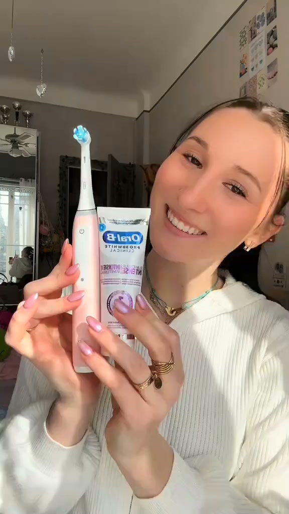 Oral-B Facebook ad: Brossage parfait avec Oral-B.