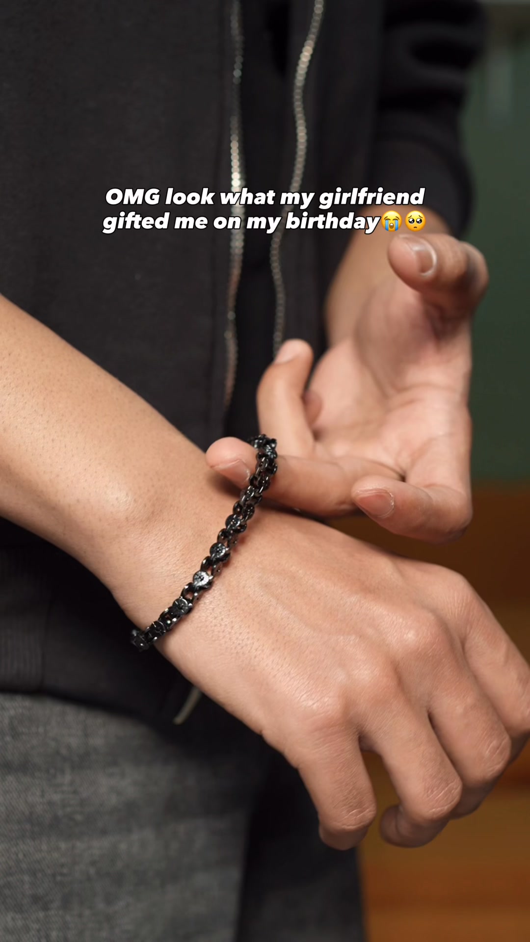 Salty Alpha Facebook ad: Gifts He’ll Actually Love