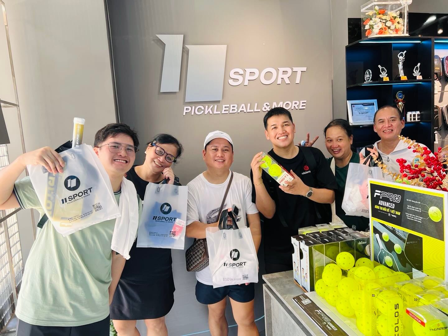 11 SPORT - Pickleball Shop Facebook ad: KHỞI ĐỘNG MÙA HÈ NĂNG ĐỘNG CÙNG 11SPORT