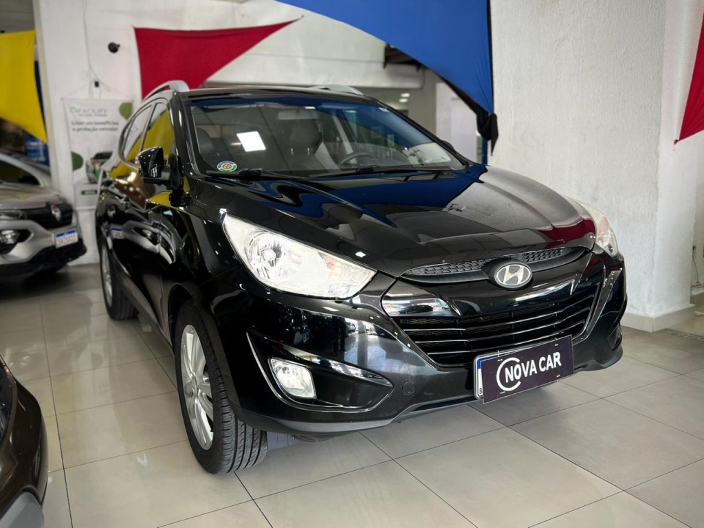 Nova Car seminovos Facebook ad: HYUNDAI IX35 2.0 AT 2014