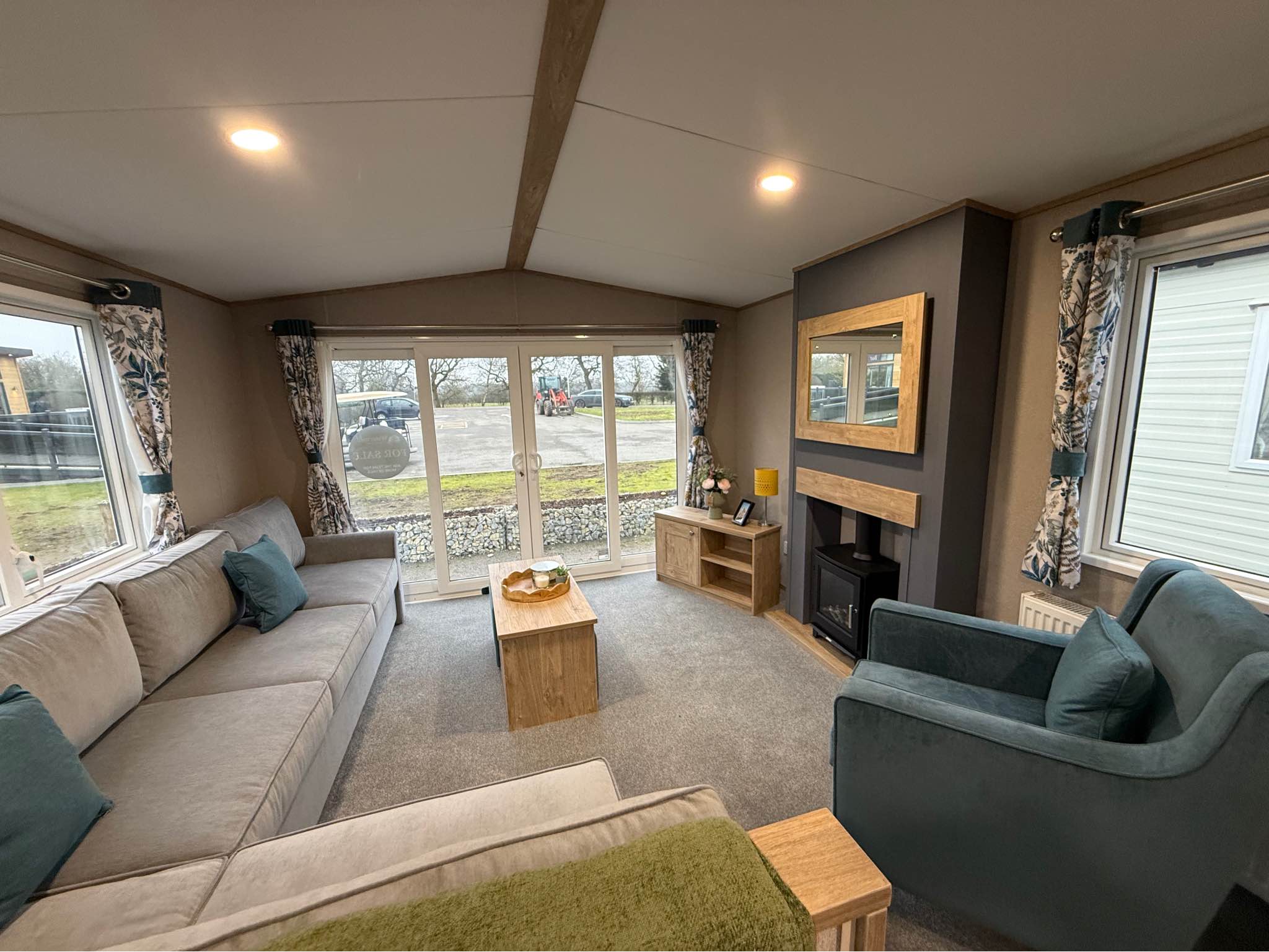 Luke Bennett Facebook ad: Caravan for sale - Watermill Leisure Park - Lincolnshire