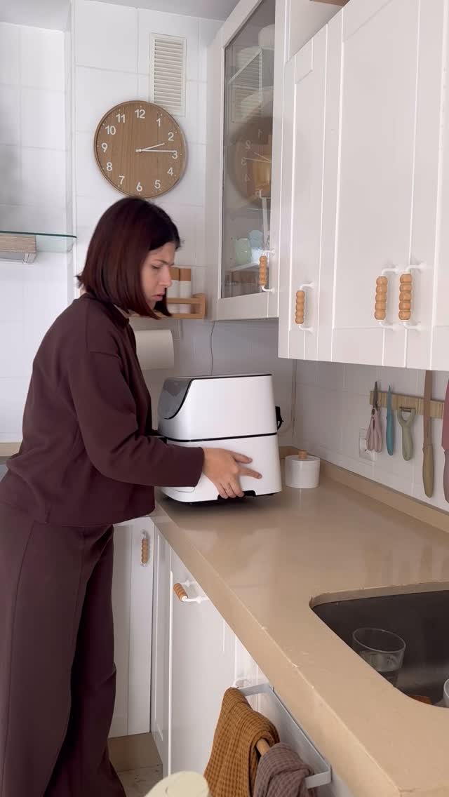 Diariodeunareforma Facebook ad: Imprescindibles en la cocina