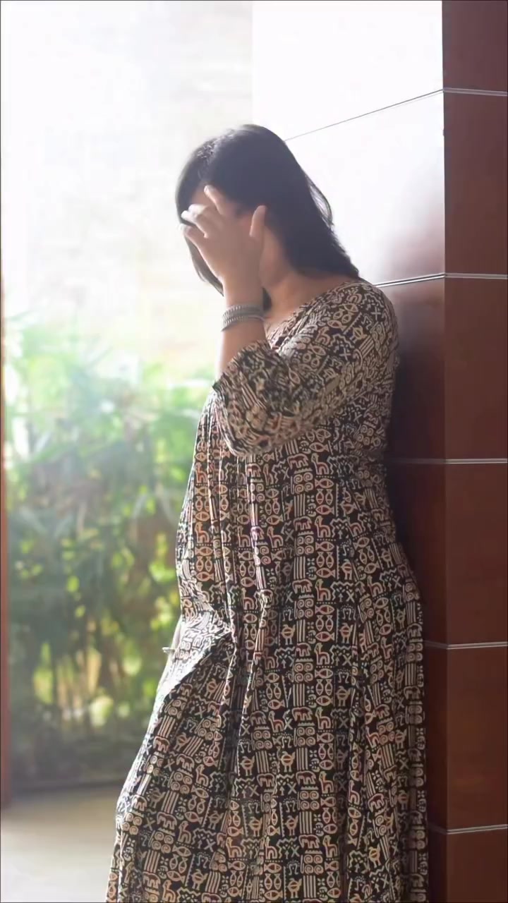 IYKA Facebook ad: Everyday Style, Effortlessly Chic