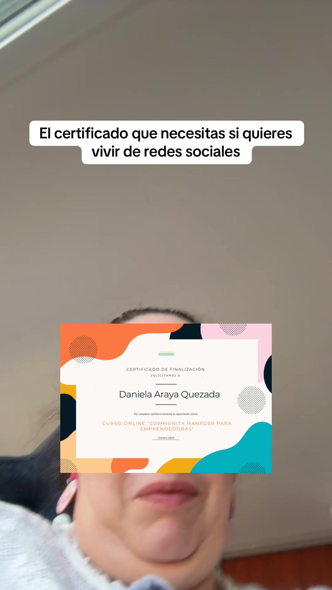 Mujeres que Emprenden Facebook ad from May 27, 2026