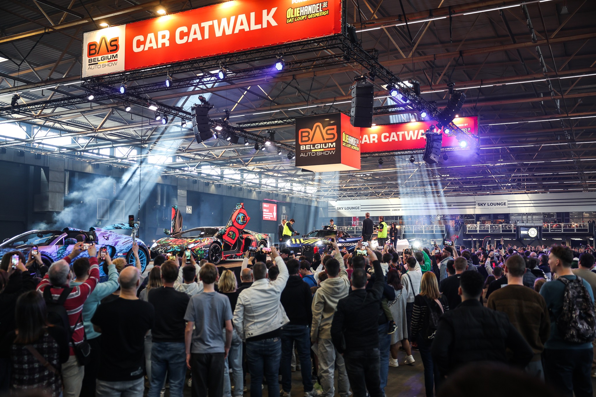 Belgium Auto Show Facebook ad: À NE PAS MANQUER: LA PLUS GRANDE RÉDUCTION…